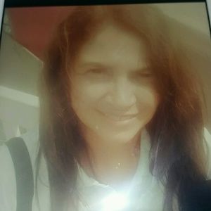 Meet your Posher, Agnes